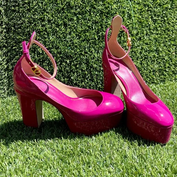 NValentino Garavani Patent Leather Ankle-Strap Platform Pumps Size 8.5